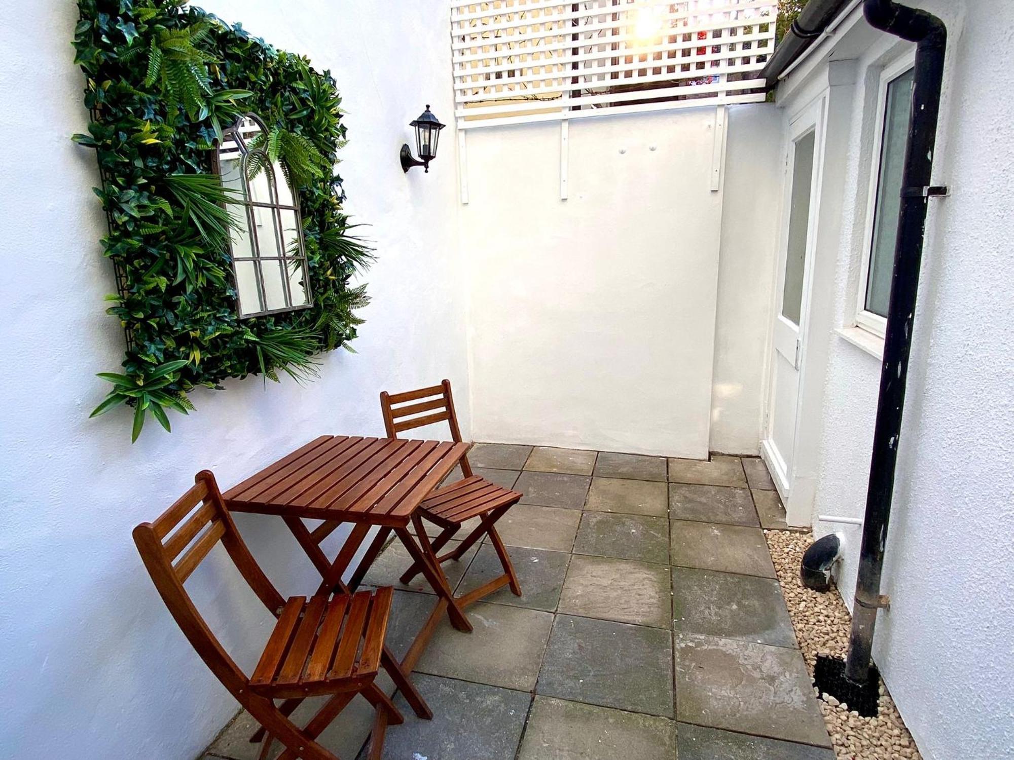 Kemptown Courtyard Apartment Hove Buitenkant foto